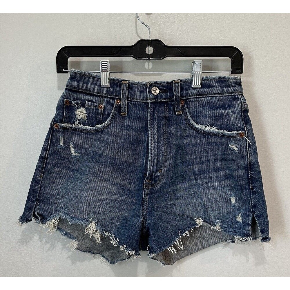 Abercrombie & Fitch High Rise Curve Love Mom Shorts Raw Hem Size 26/2 Inseam 2.5
